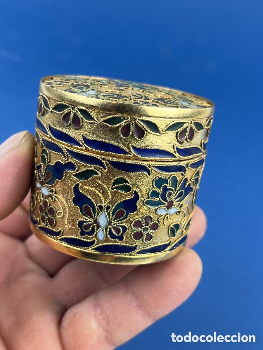 Antig&uuml;edades: CAJA CHINA DE BRONCE DORADO Y ESMALTE CLOISONNE