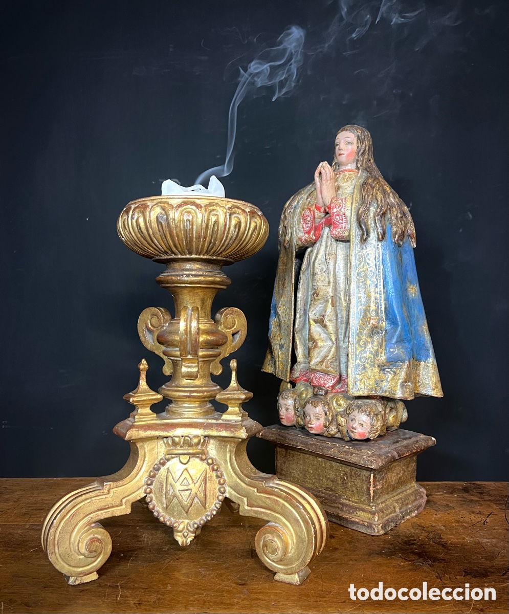 Antig&uuml;edades: Candelabro, madera dorada, S.XVIII