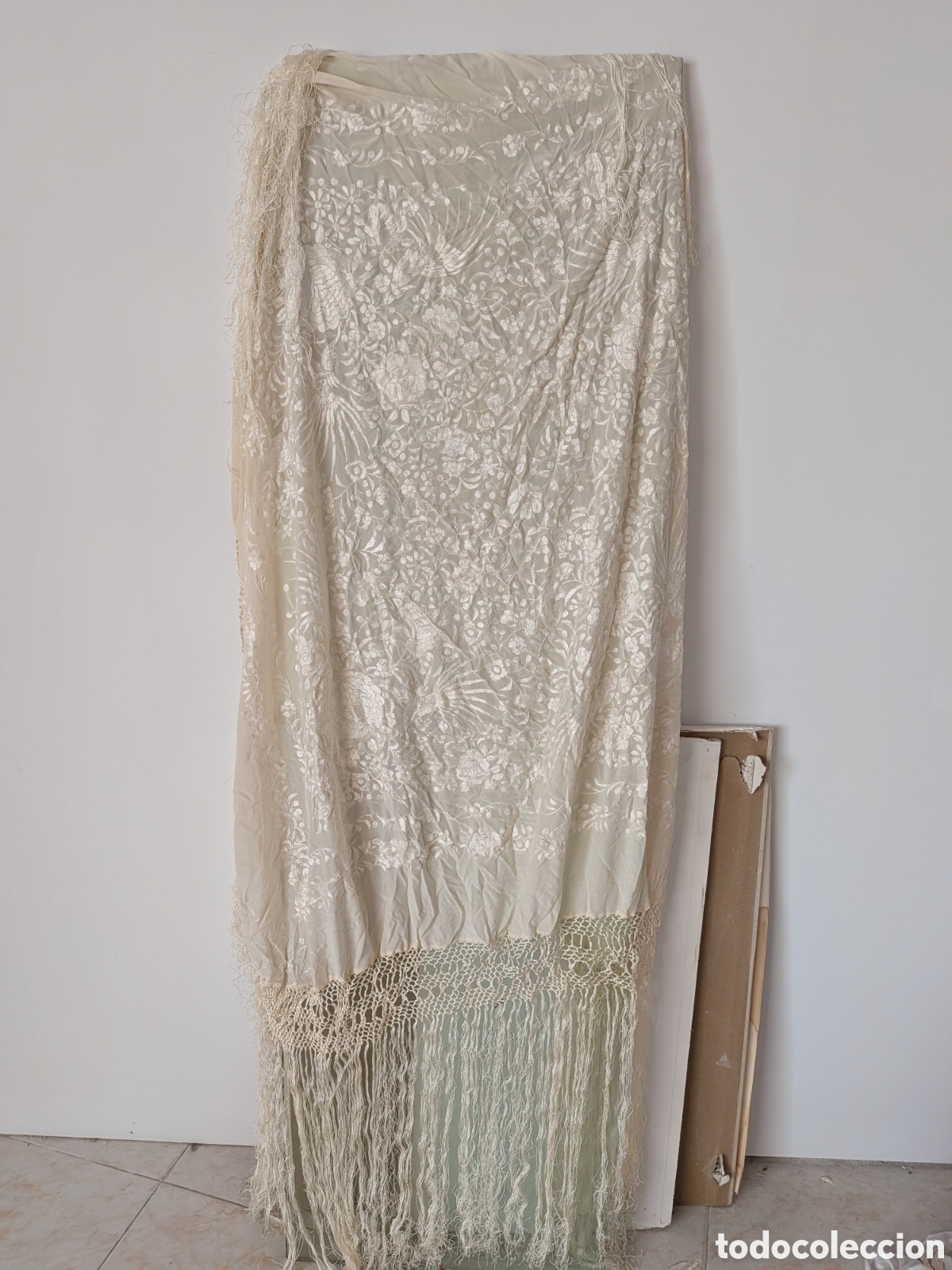 Antiquit&auml;ten: MANT&Oacute;N DE MANILA. SEDA? COLECCI&Oacute;N BLANCO