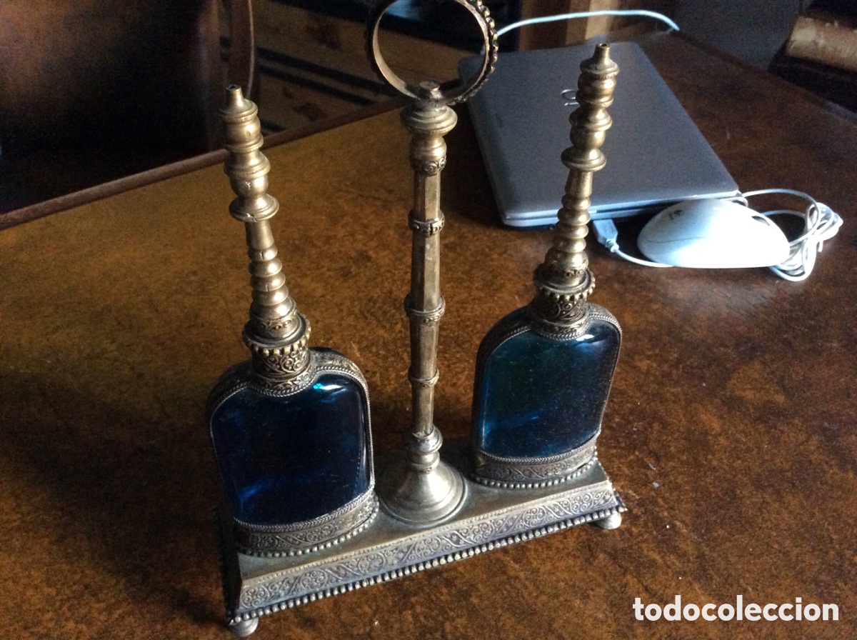 Antig&uuml;edades: Perfumero indu bronce y cristal