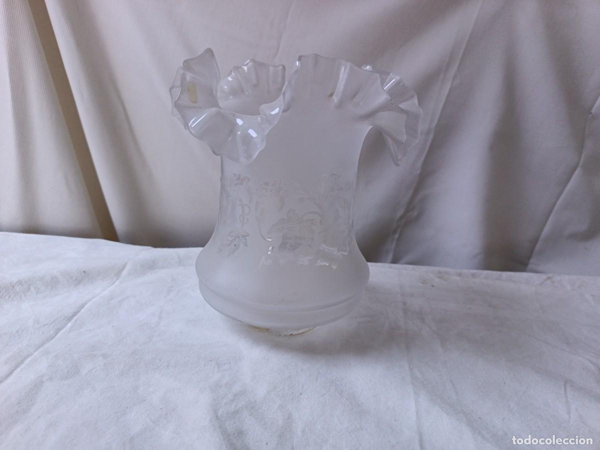 Antig&uuml;edades: Tulipa de Cristal esmerilado, forma de flor abierta
