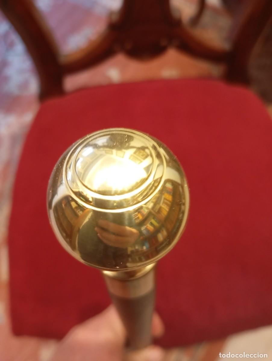 Antiquit&auml;ten: Bast&oacute;n de madera vintage, ideal para viajar.