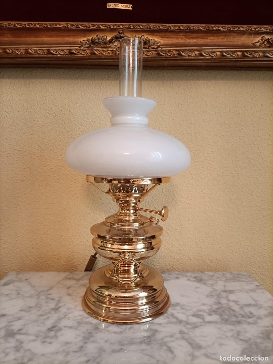 Antig&uuml;edades: L&aacute;mpara quinqu&eacute; de broncey cristal - Foto 2