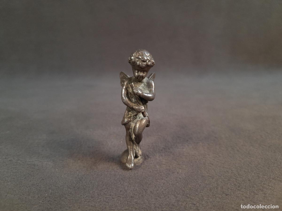 Antiquit&auml;ten: PEQUE&Ntilde;A FIGURA DE &Aacute;NGEL EN PLATA DE LEY.ESPA&Ntilde;A. SIGLO XX