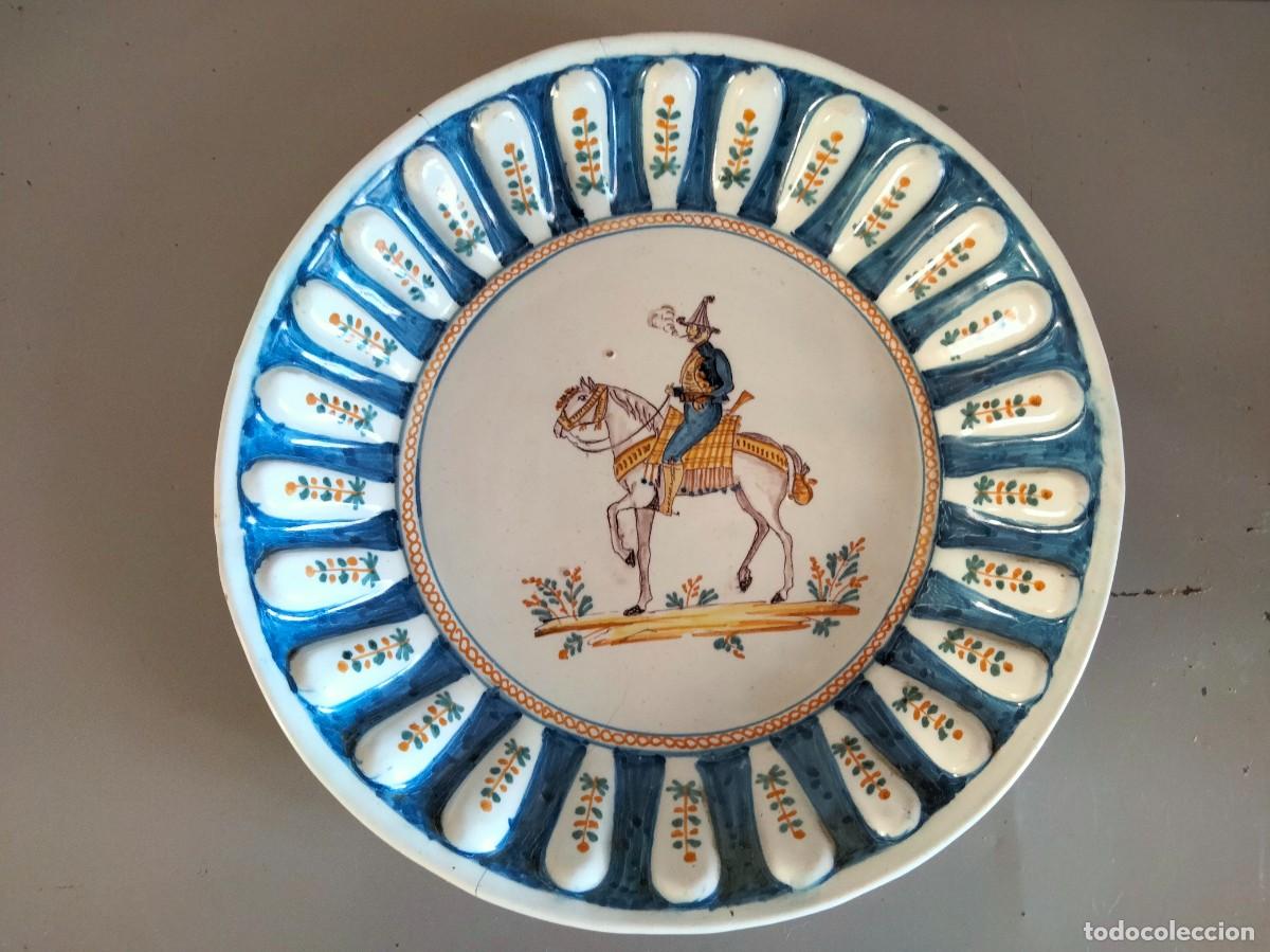 Antig&uuml;edades: Plato de Alcora fine XVIIIe - Foto 1