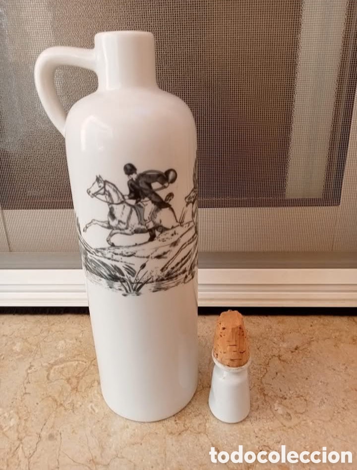 Antiquit&eacute;s: Botella de porcelana C.P. LIMOGES.