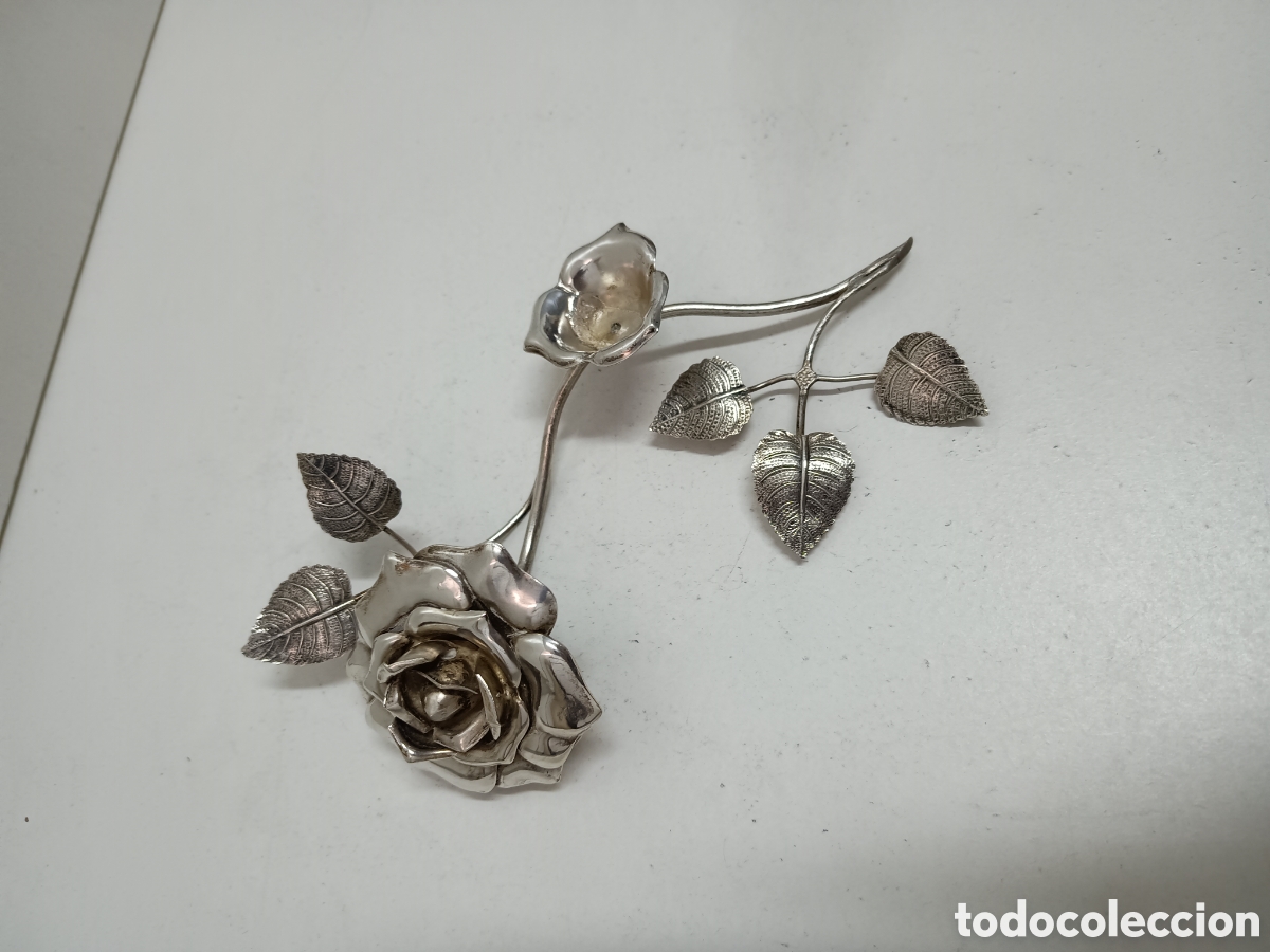 Antiguidades: CANDELABRO CON FORMA DE ROSA - CREO QUE ALPACA