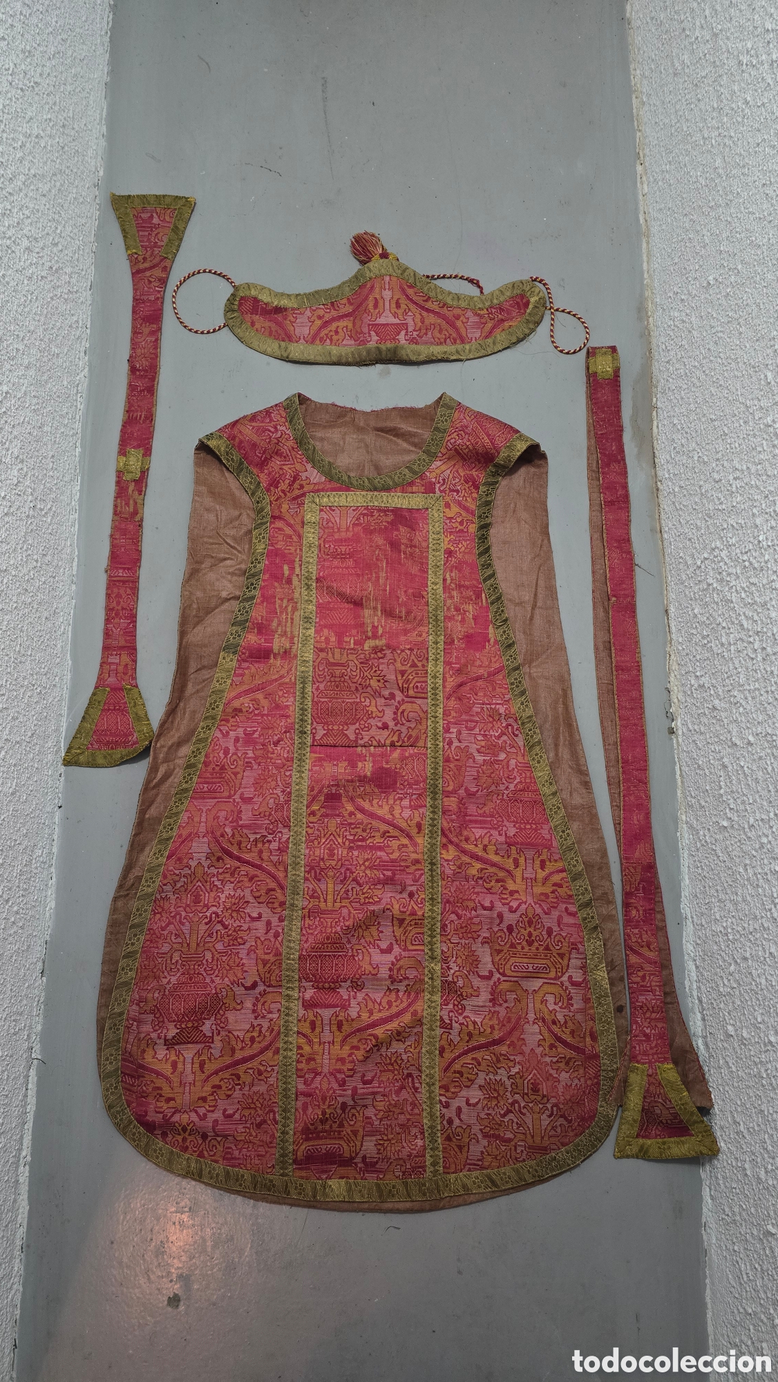 Antig&uuml;edades: Casulla sacerdotal eucaristia - Foto 1