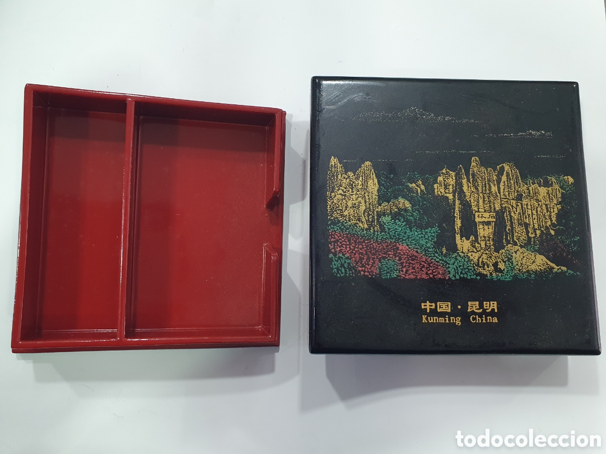 Antig&uuml;edades: Caja o tarjetero oriental en laca. (L71) - Foto 2