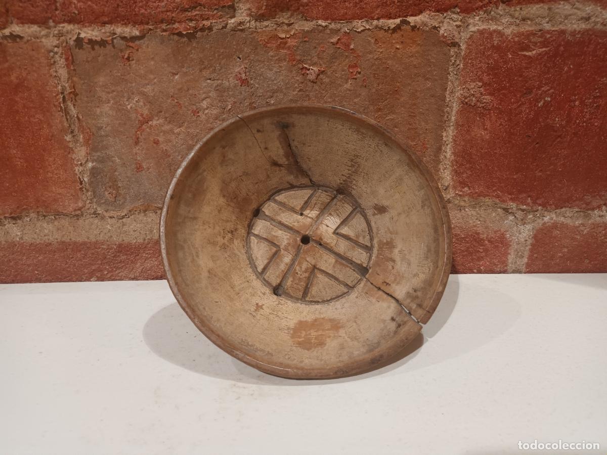 Antig&uuml;edades: QUESERA MOLDE MADERA PARA QUESO. ARTE PASTORIL