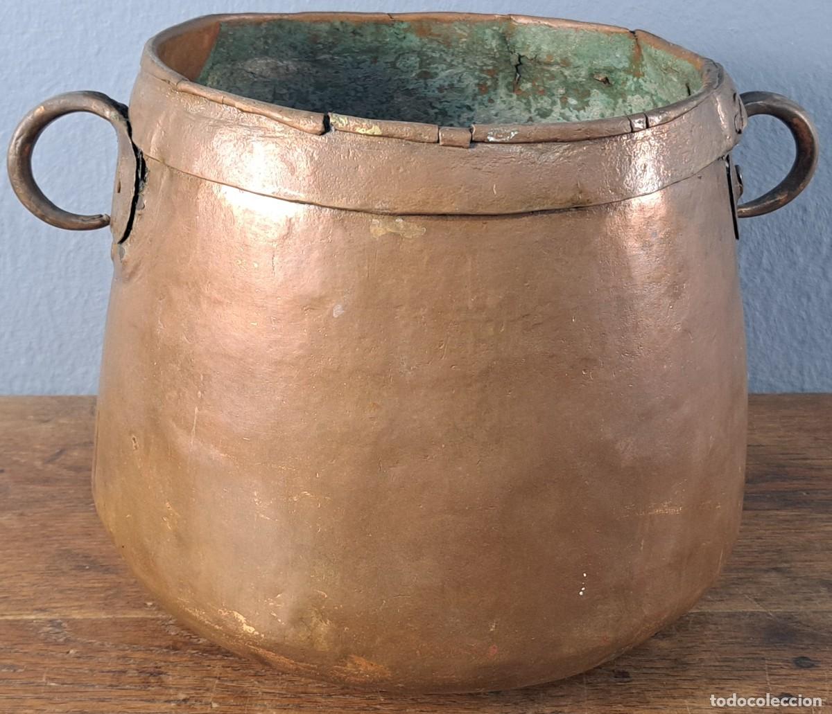 Antig&uuml;edades: Antigua olla de cobre, siglo XIX