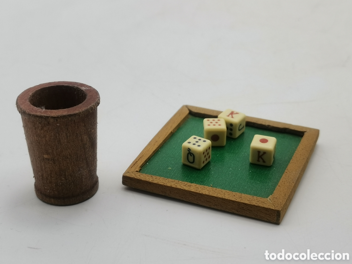 Antig&uuml;edades: JUEGO DE DADOS MINIATURA Y CUBILETE DE MADERA - Foto 5
