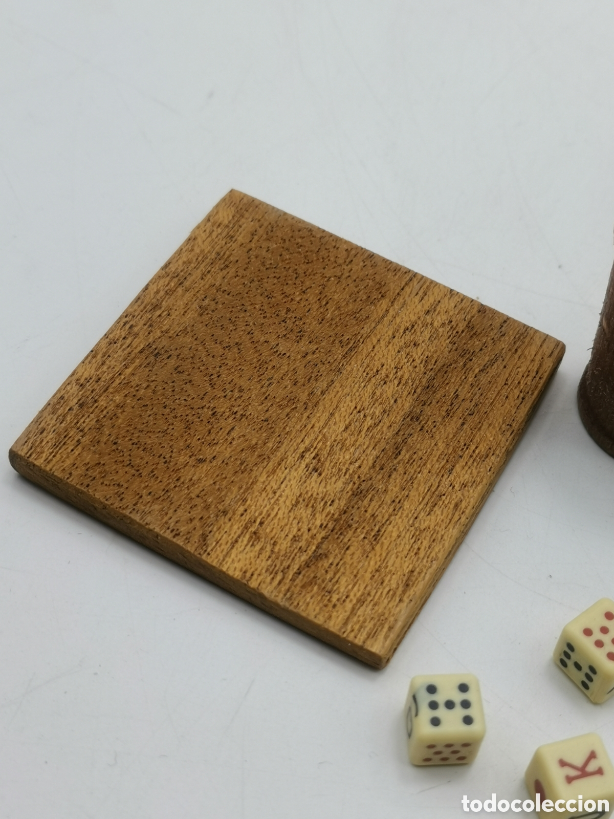 Antig&uuml;edades: JUEGO DE DADOS MINIATURA Y CUBILETE DE MADERA - Foto 6