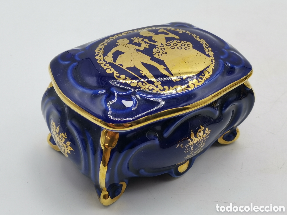 Antiquit&auml;ten: PEQUE&Ntilde;O JOYERO DE PORCELANA AZUL COBALTO