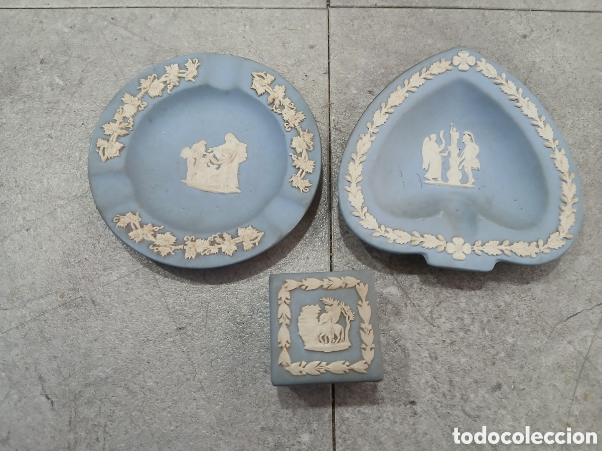 Antiques: Lote de 3 piezas porcelana Wedgwood. (L98)