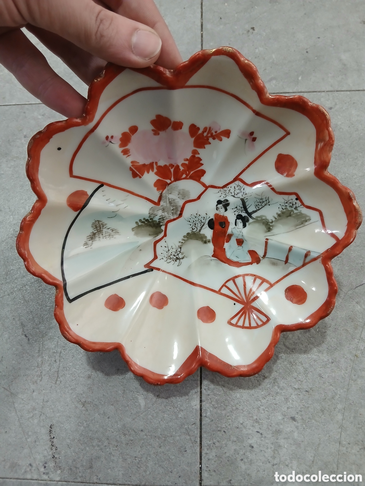 Antiques: Centro de mesa porcelana japonesa Kutani. (L98)