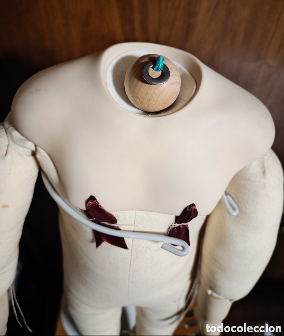 Antig&uuml;edades: Cuerpo de mu&ntilde;eca de 70 cm - Foto 2