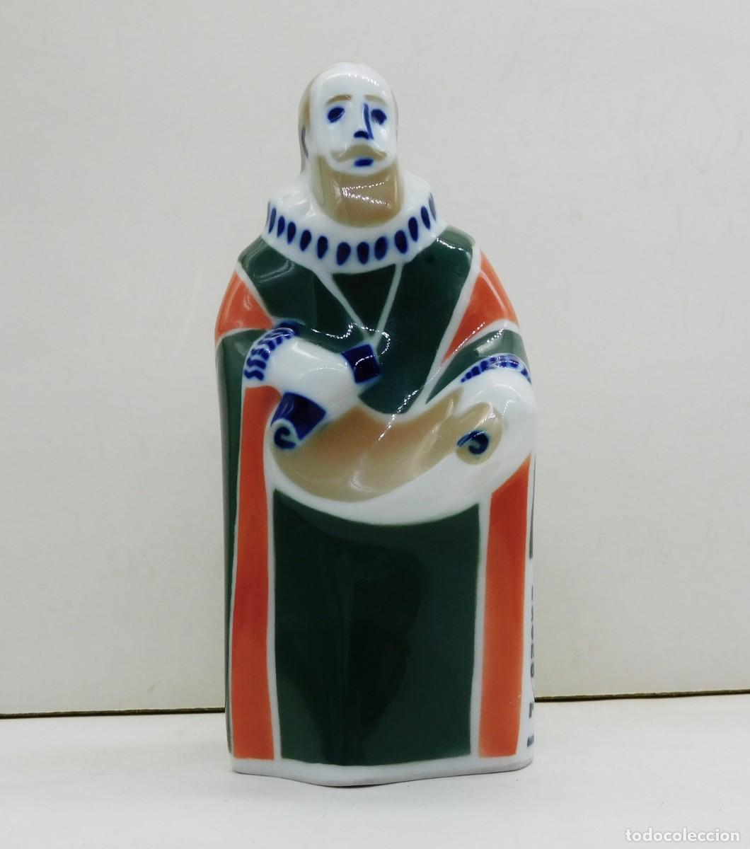 Oggetti Antichi: FIGURA DE FRANCISCO SANCHEZ EN PORCELANA DE SARGADELOS NUEVA