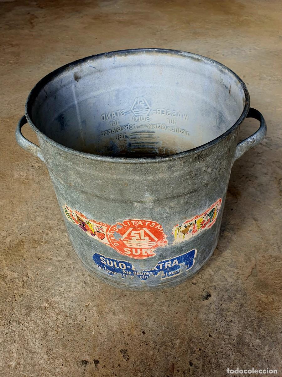 Antig&uuml;edades: Balde de Zinc Sulo. A&ntilde;os 50. - Foto 1