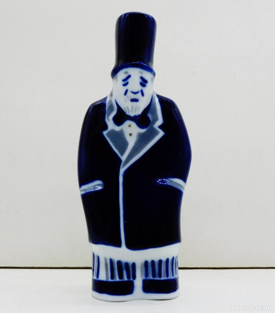 Antig&uuml;edades: FIGURA DE MANUEL MUNGUIA EN PORCELANA DE SARGADELOS NUEVA