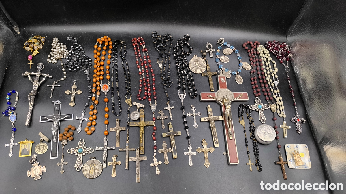 Antiques: Colecci&oacute;n antig&uuml;edades crucifijos y rosarios. Cruz de san benito