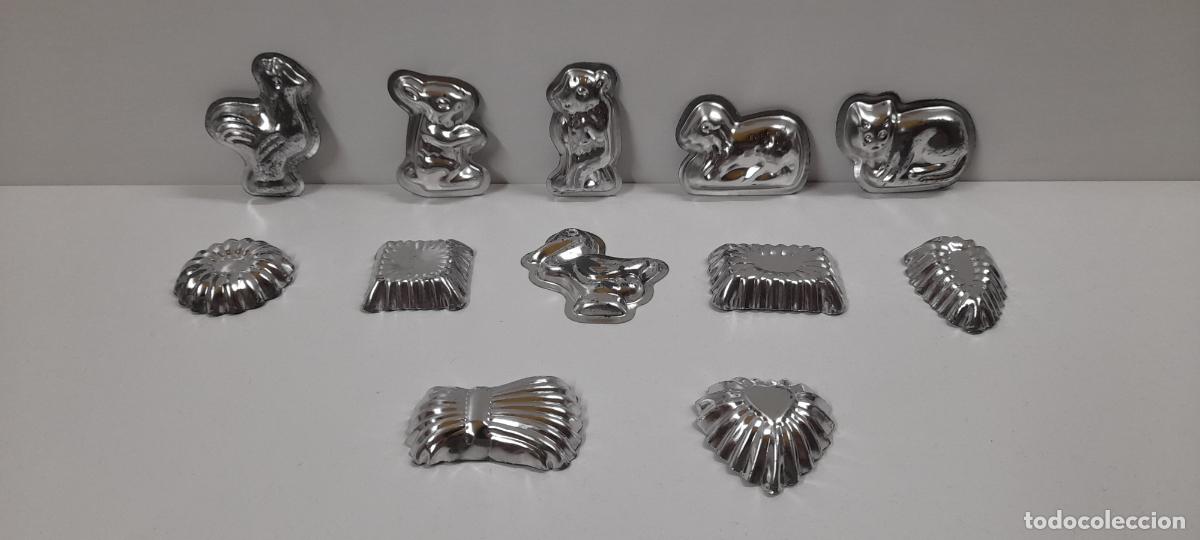 Antiquit&auml;ten: DOCE ANTIGUOS MOLDES PARA CHOCOLATE . REALIZADOS EN METAL . SIN USO