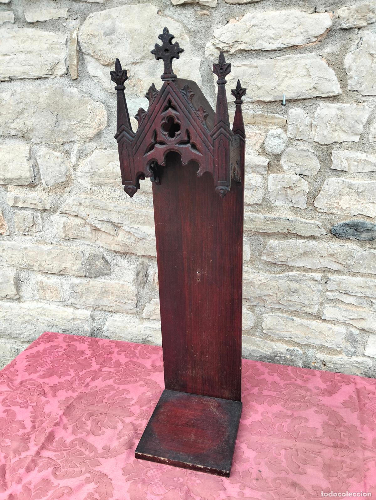 Antiguidades: Capilla hornacina antigua de madera tallada neogotica para imagen religiosa con columnas a&ntilde;os 20-30