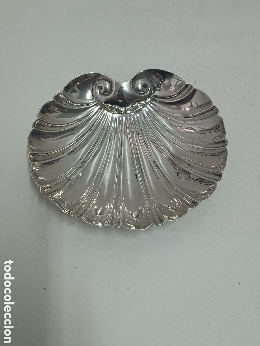 Antig&uuml;edades: CONCHA DE PLATA BAUTISMAL - 11,5x10cm - 50gr
