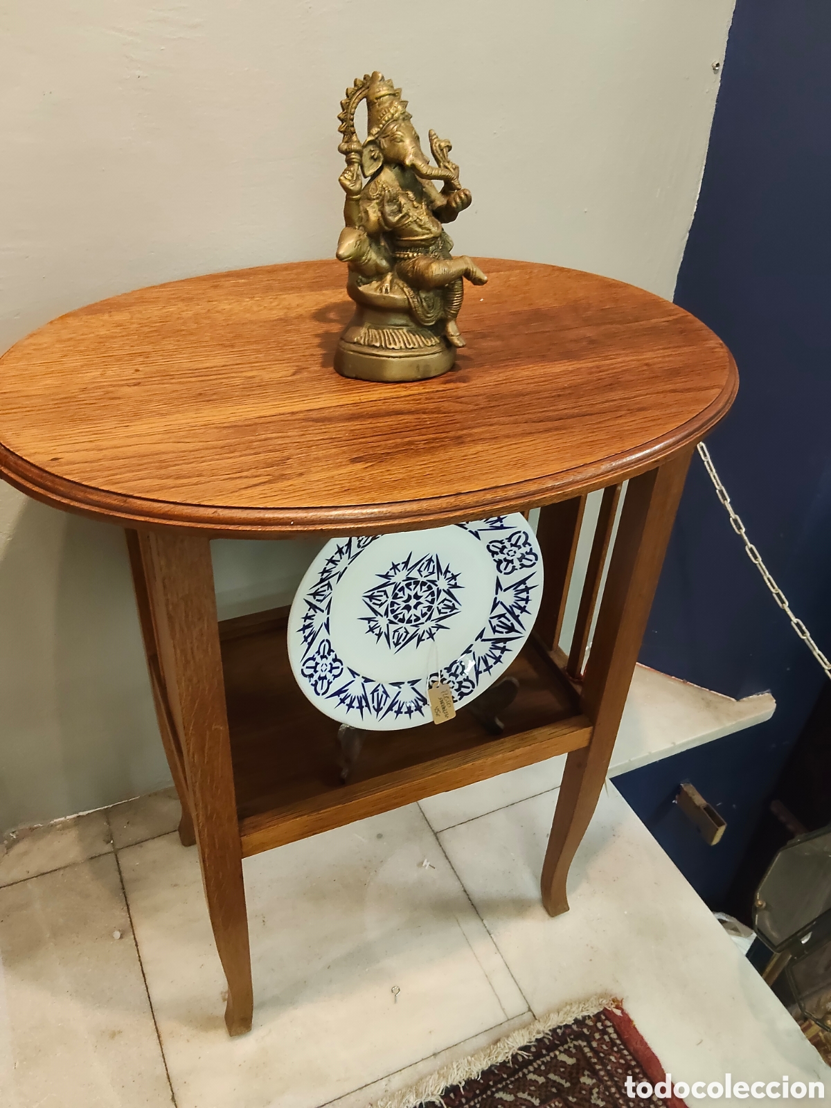 Antig&uuml;edades: Mesa auxiliar de Roble - Foto 2