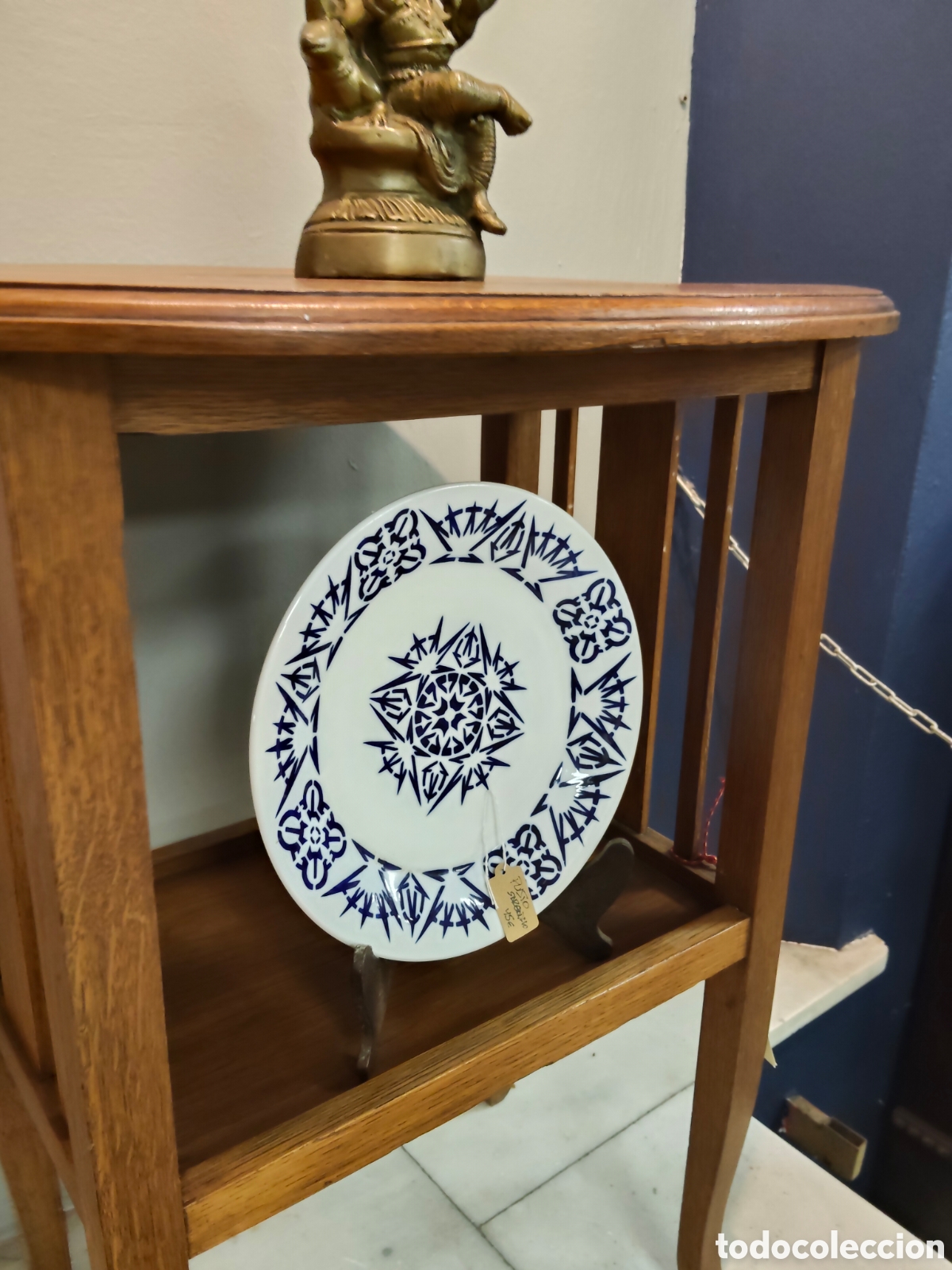Antig&uuml;edades: Mesa auxiliar de Roble - Foto 5