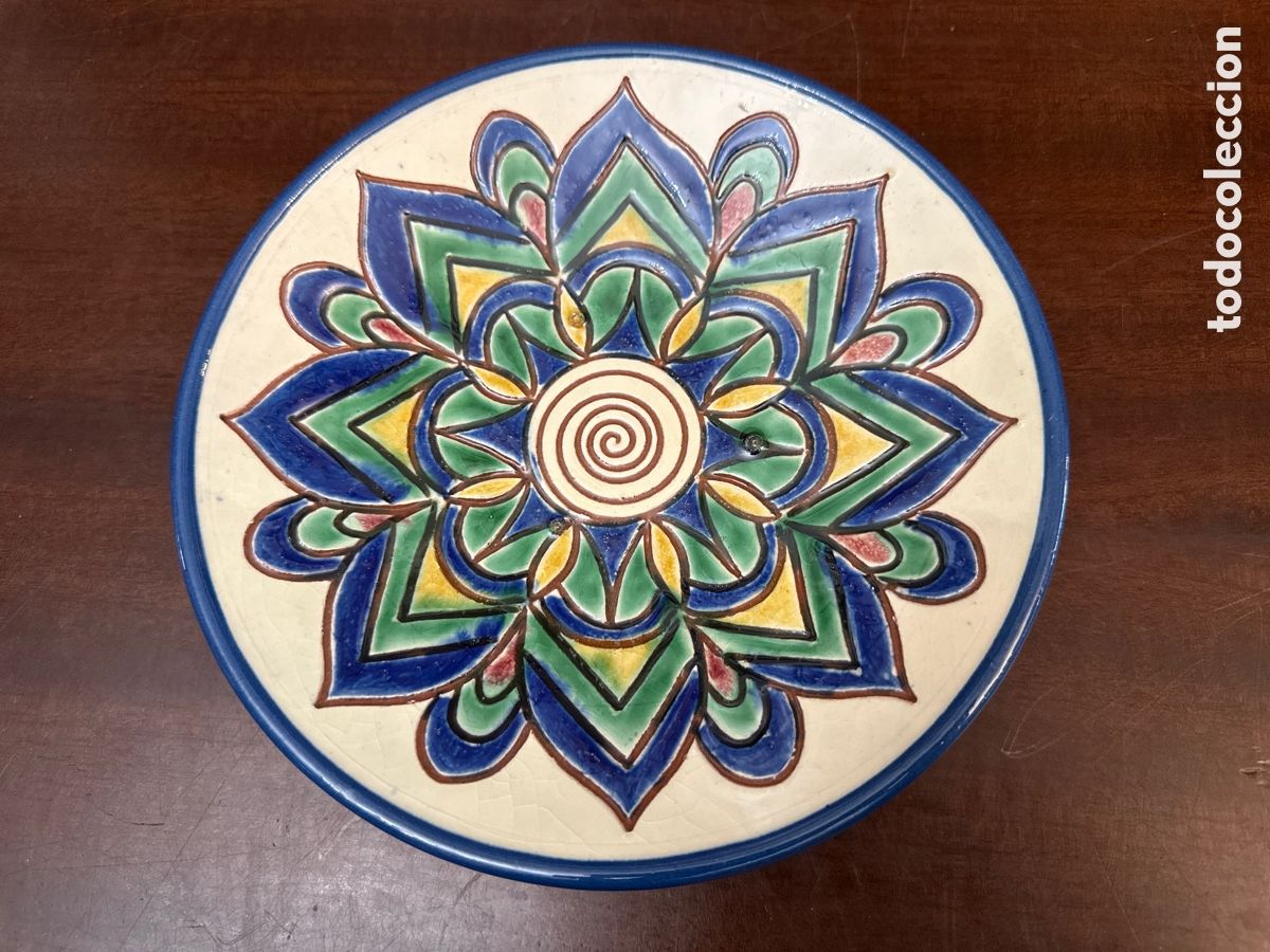 Antig&uuml;edades: BONITO PLATO DE CER&Aacute;MICA DE BAIL&Eacute;N (JA&Eacute;N) CRISTOBAL ARANCE