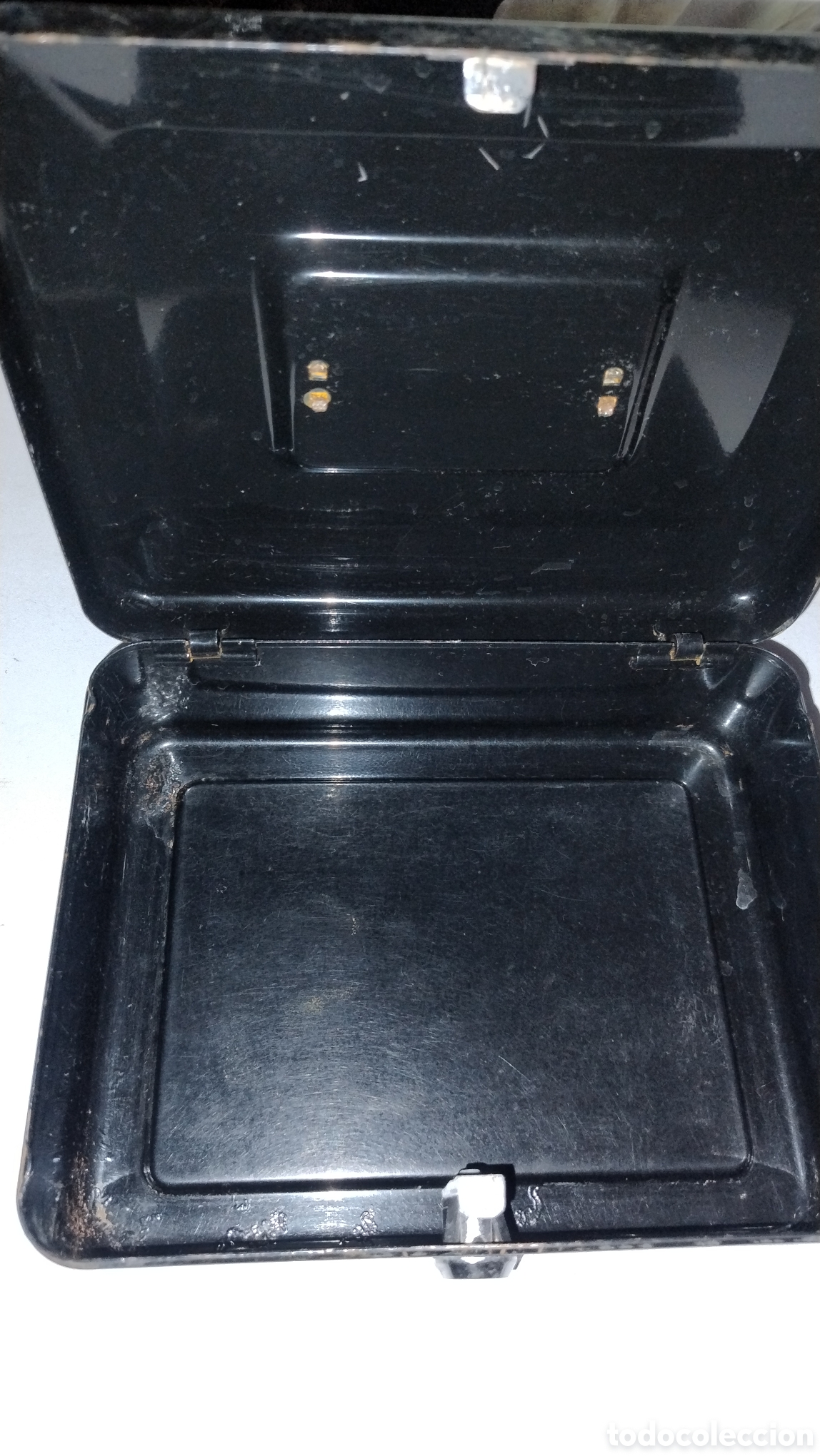 Antig&uuml;edades: Caja de caudales metalica - Foto 3