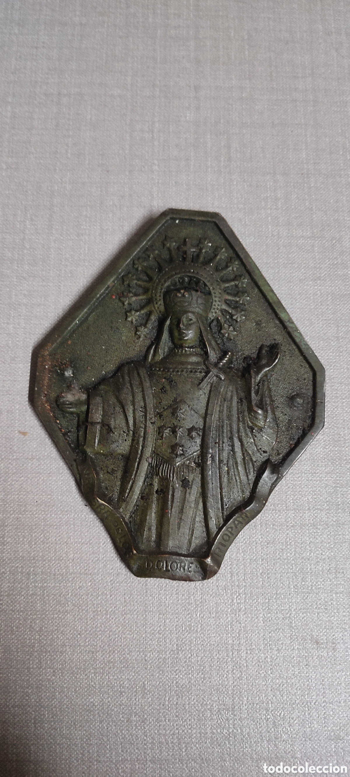 Antig&uuml;edades: Antigua placa de bronce para puertas o paredes Nuestra Se&ntilde;ora de los Dolores, Riopar, Albacete