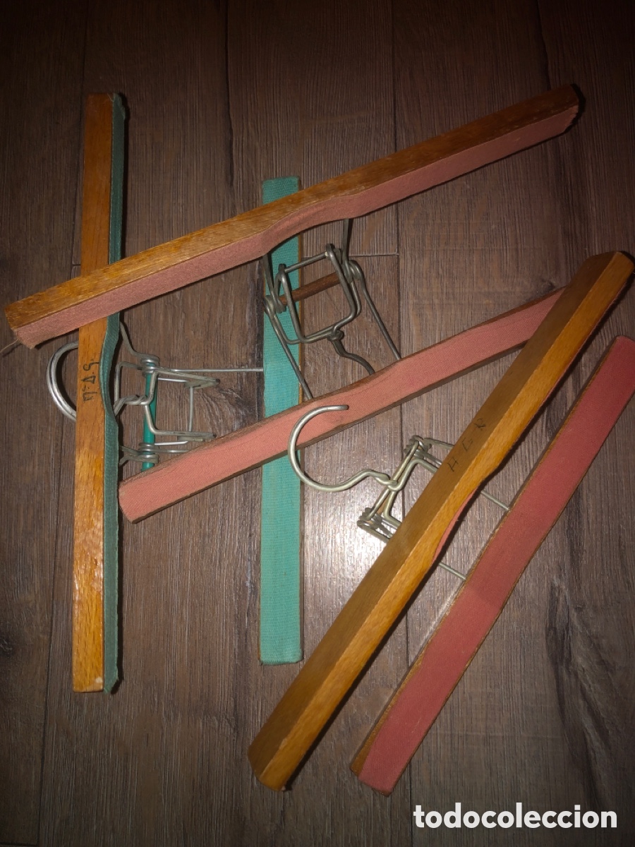 Antig&uuml;edades: Perchas antiguas madera - Foto 1