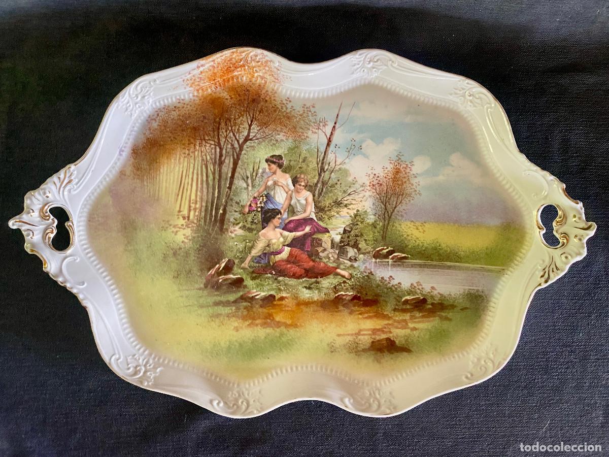 Antiquit&eacute;s: PRECIOSA BANDEJA GRANDE DE PORCELANA . c.1900