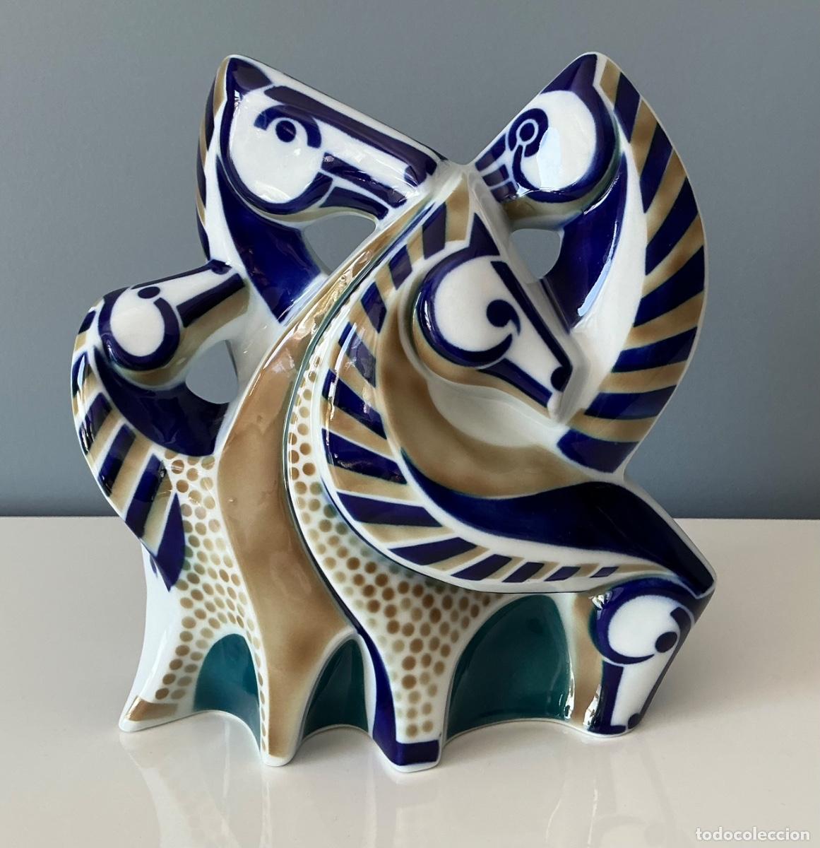Oggetti Antichi: Figura de porcelana SARGADELOS - Modelo &rdquo;As San Lucas&rdquo; (Caballos). F&aacute;brica de O Castro. Impecable