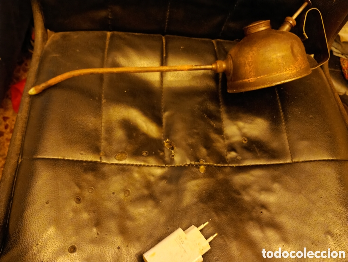 Antig&uuml;edades: Aceitera cobre antigua - Foto 4