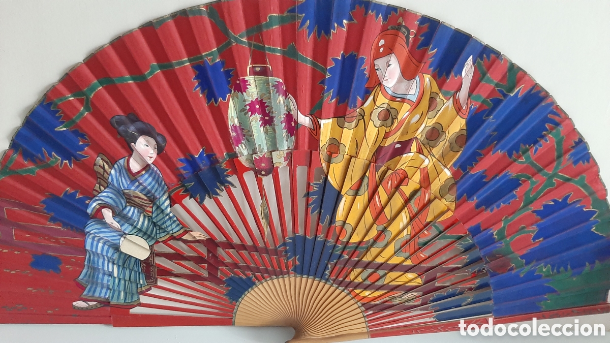 Antiques: Abanico antiguo rojo motivos japoneses