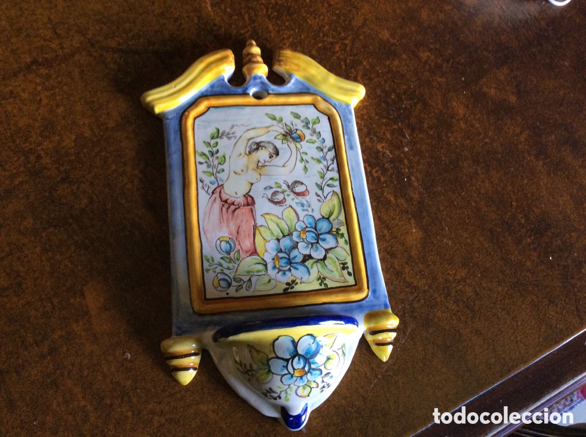 Antig&uuml;edades: Benditero cer&aacute;mica de Talavera