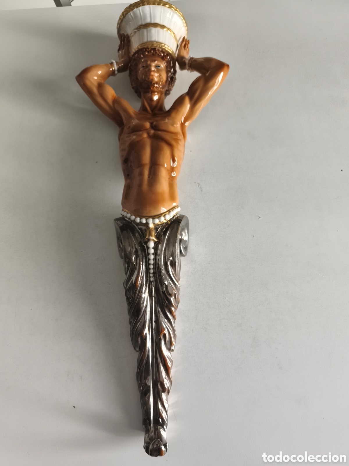 Antig&uuml;edades: Algora , Antigua figura , violetero de hombre africano en perfecto estado