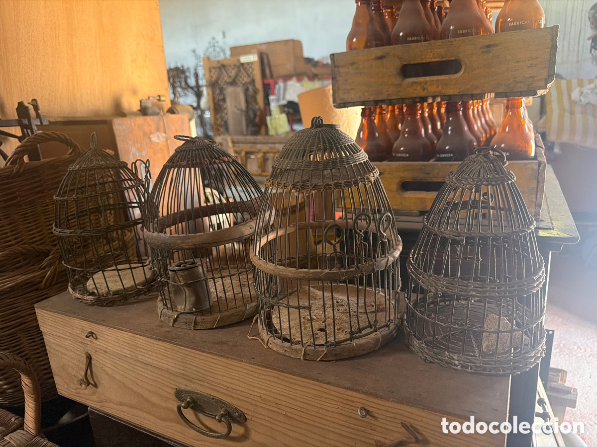 Antig&uuml;edades: Lote de 4 jaulas de perdices
