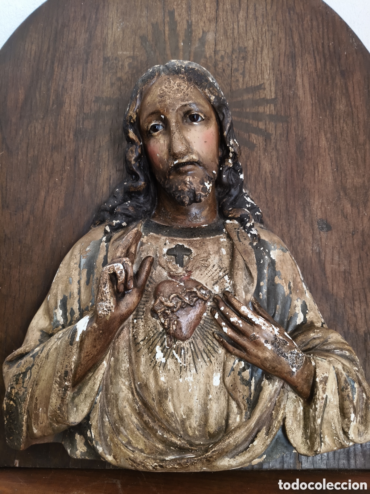 Antig&uuml;edades: Imagen Sagrado Coraz&oacute;n de Jesus posiblemente Olot Iglesia capilla convento