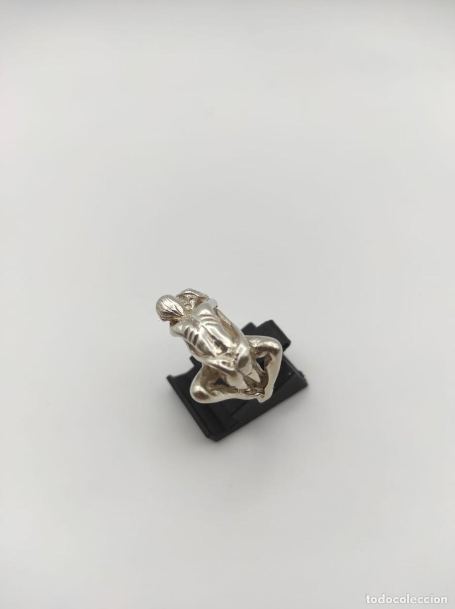 Antig&uuml;edades: ANILLO DE PLATA CON DISE&Ntilde;O SEXUAL - Foto 1