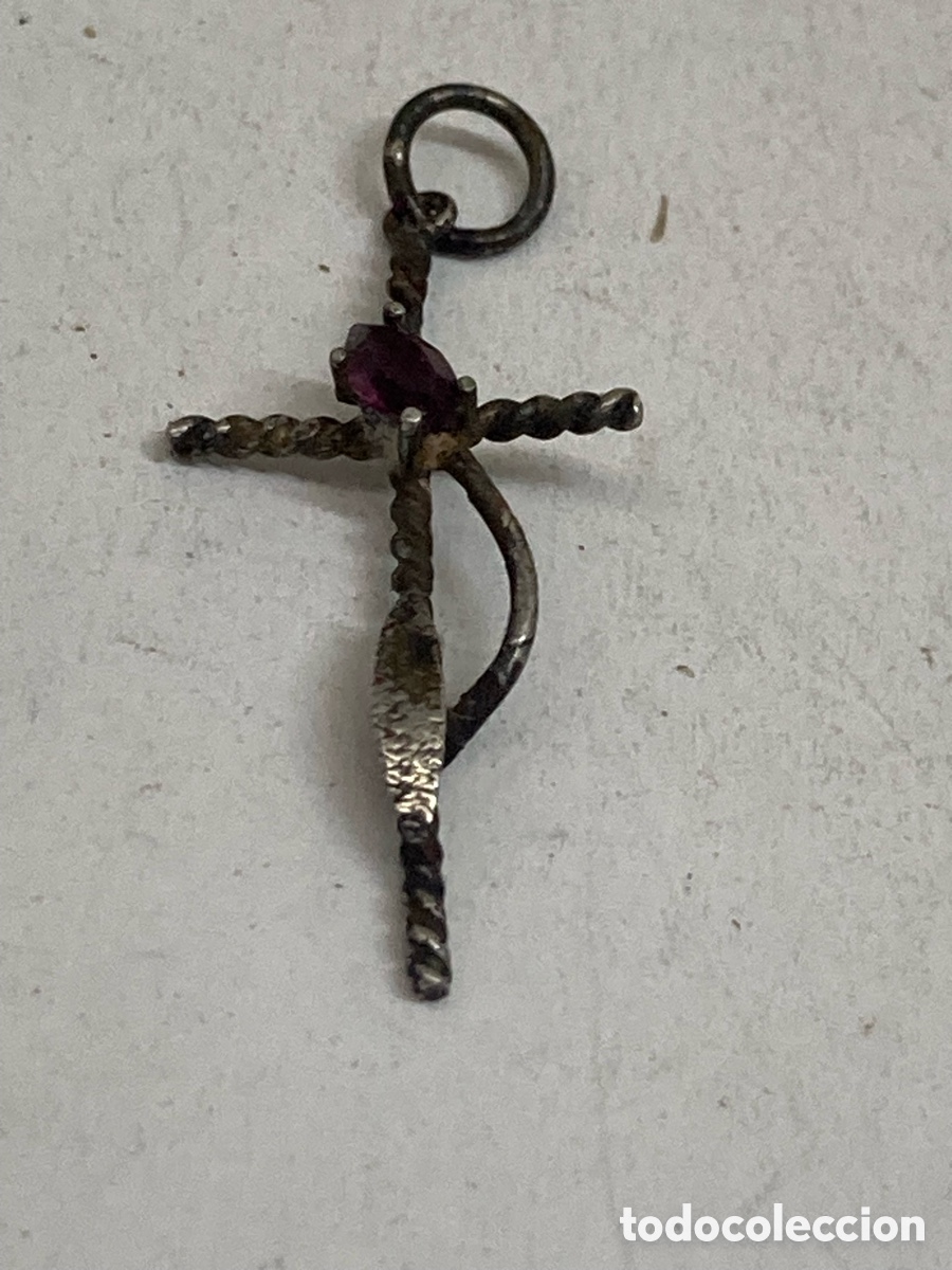 Antig&uuml;edades: Cruz de plata religiosa C589