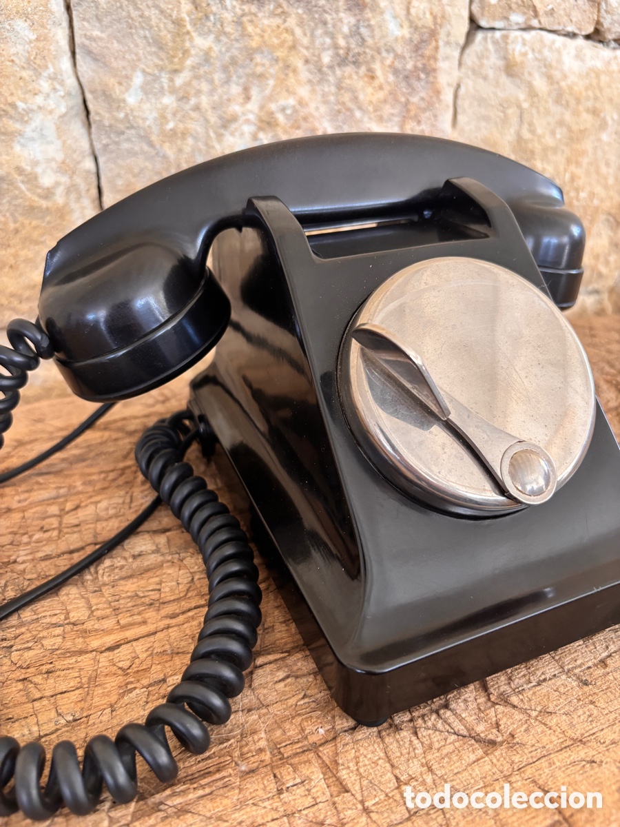 Antig&uuml;edades: Tel&eacute;fono Antiguo Negro de Manivela / Magneto con Auricular Supletorio