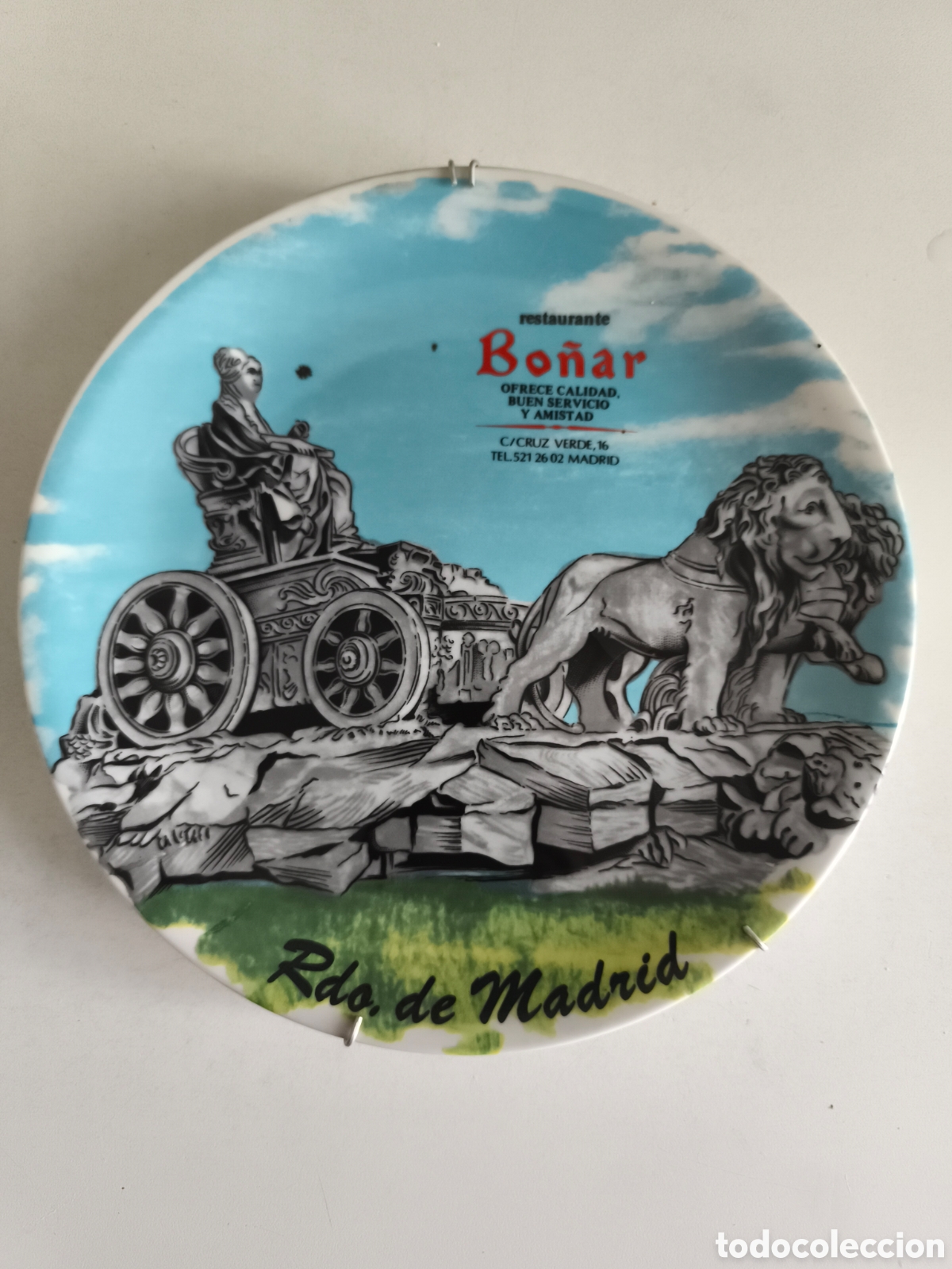 Antig&uuml;edades: Nost&aacute;lgicos, antiguo plato de porcelana, publicidad Restaurante Bo&ntilde;ar de Le&oacute;n en buen estado