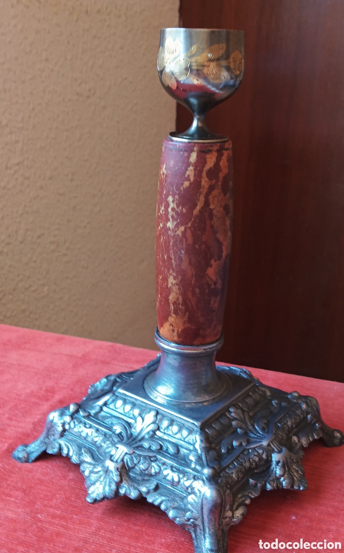 Antig&uuml;edades: Antiguo candelabro estilo victoriano, probablemente finales del siglo XIX o principios del XX.