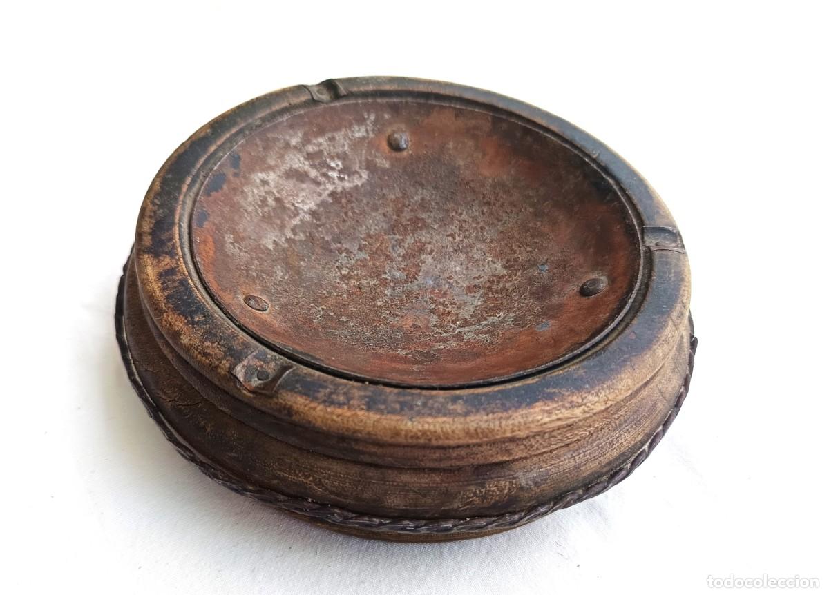Antig&uuml;edades: Cenicero - Lat&oacute;n fundido, Hierro forjado, Roble - Reino Unido - 1850 - 1900