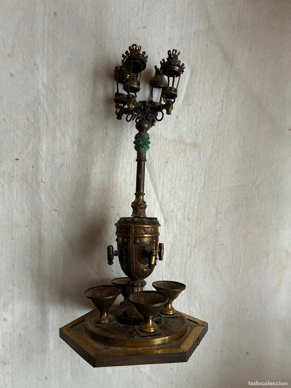Antig&uuml;edades: Fuente de Canaletas Barcelona pieza met&aacute;lica, estado como se ve en las fotos