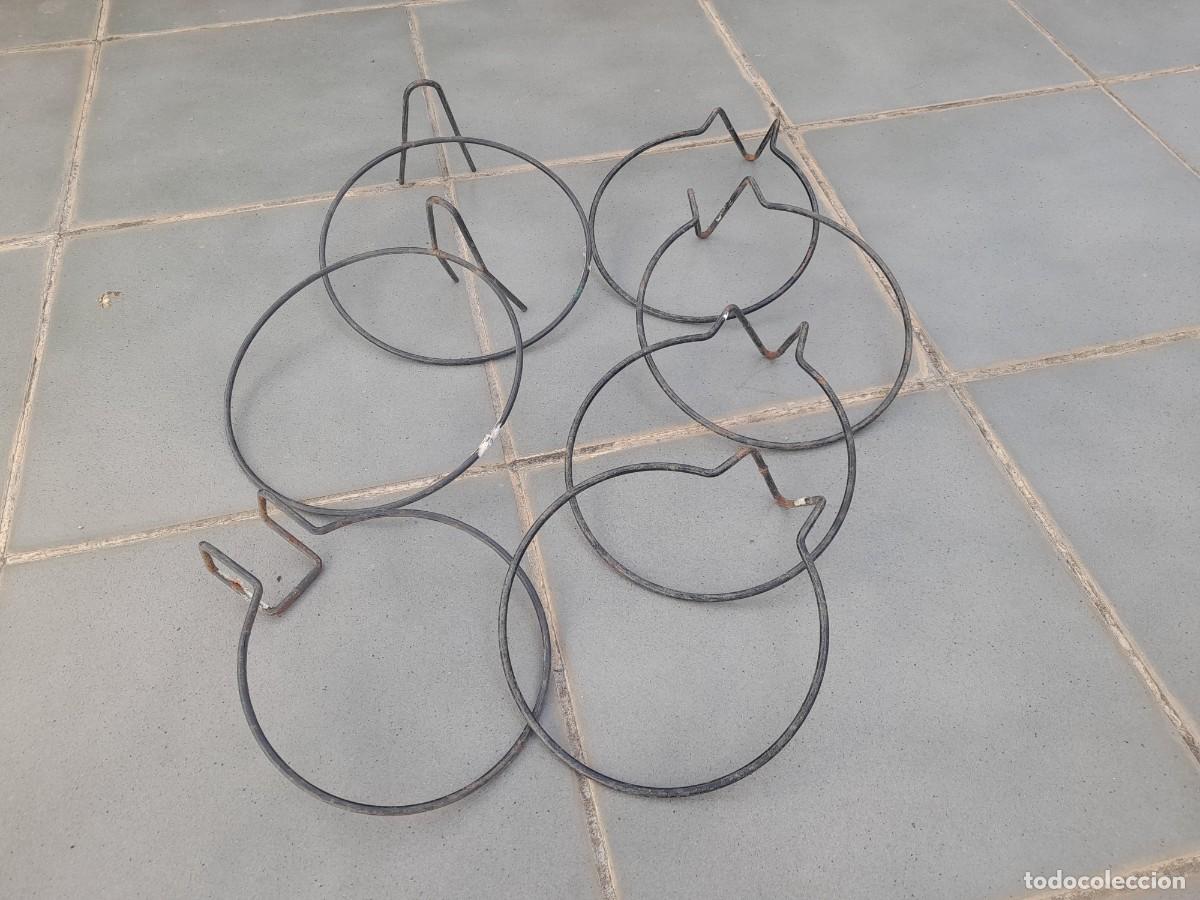 Antig&uuml;edades: 7 anillos maceteros sencillos, para colgar en pared o balcon, diametro entre 16,5 y 21cm aprox